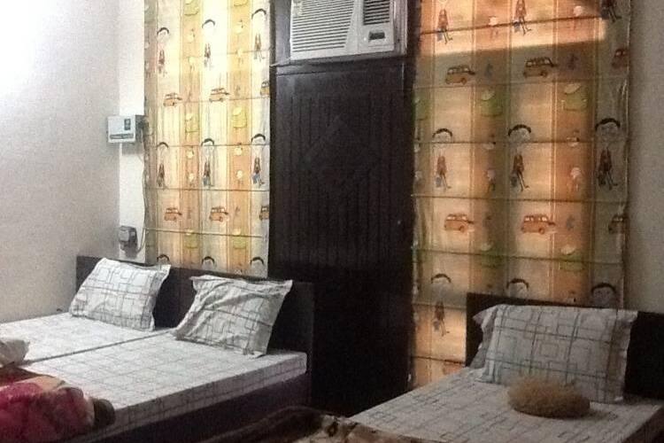 Ranjan Houseno-[House no.-16], Noida 3